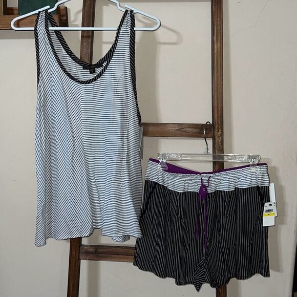 DONNA KARAN Sleepwear Set Tank Top & Shorts Size Medium Black White Purple NWT - Picture 1 of 8